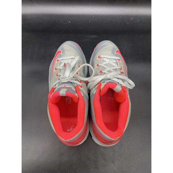 Nike LeBron 11 Low Base Mid Top Shoe Mens Size 8.5 Grey Laser Crimson 642849-001 - Picture 6 of 8